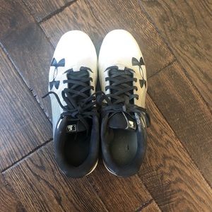 Boys Under Armor Cleats